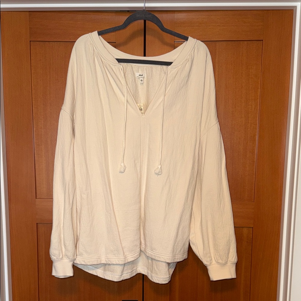 Aerie Cream Hoodie Sweatshirt